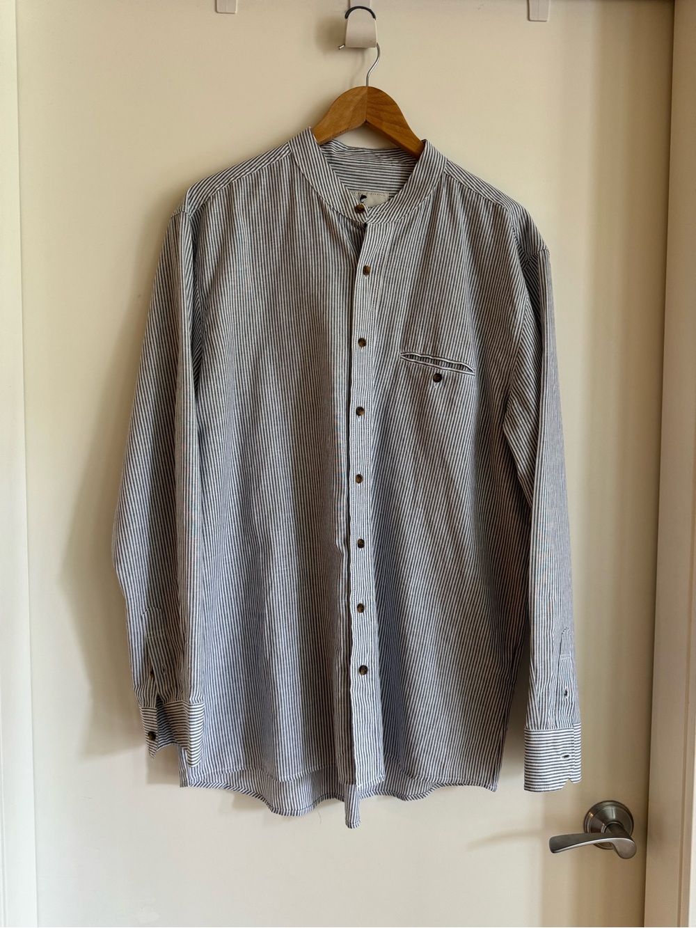 Lee Valley Men's Pinstripe Shirt in Grey and White NWT